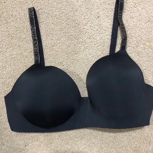 Victoria’s Secret Black Wireless Bra - 38DD